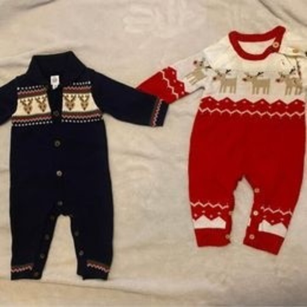 (BOTH) 6-12 month Christmas Outfits [Clothing 137]
